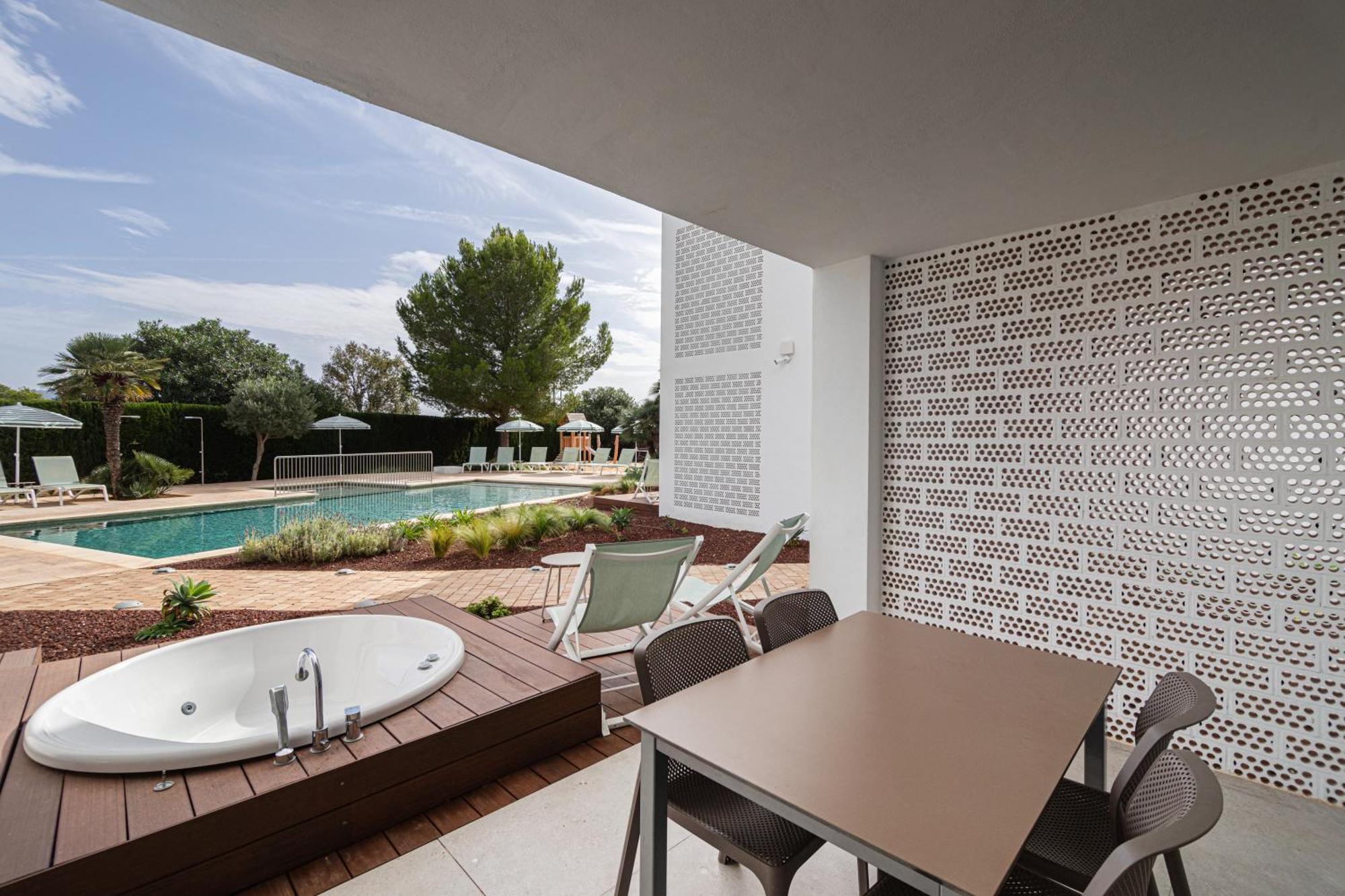 Cabot Las Velas Apartments Port de Pollença Exteriör bild