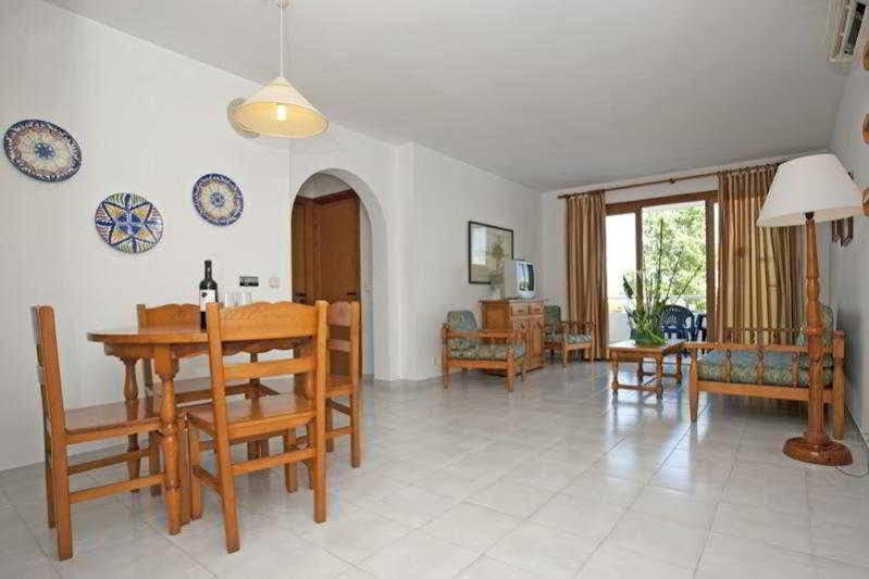 Cabot Las Velas Apartments Port de Pollença Exteriör bild