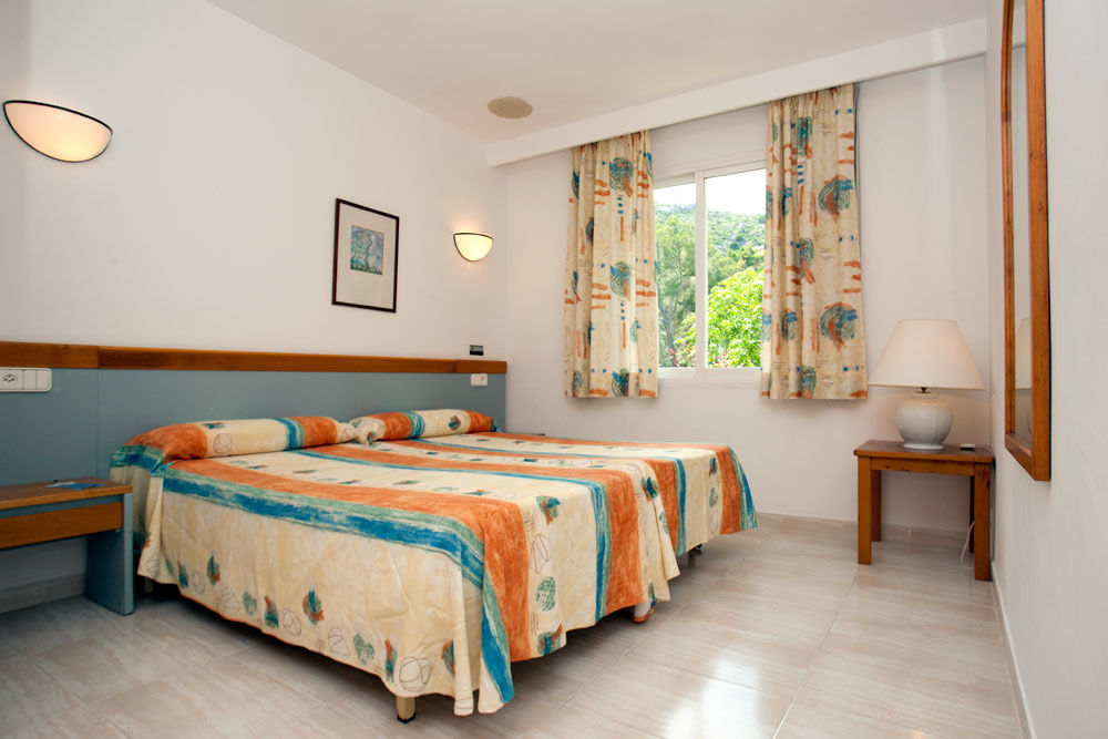 Cabot Las Velas Apartments Port de Pollença Exteriör bild